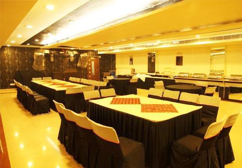 Hotel Silver Stone Ludhiana Extérieur photo